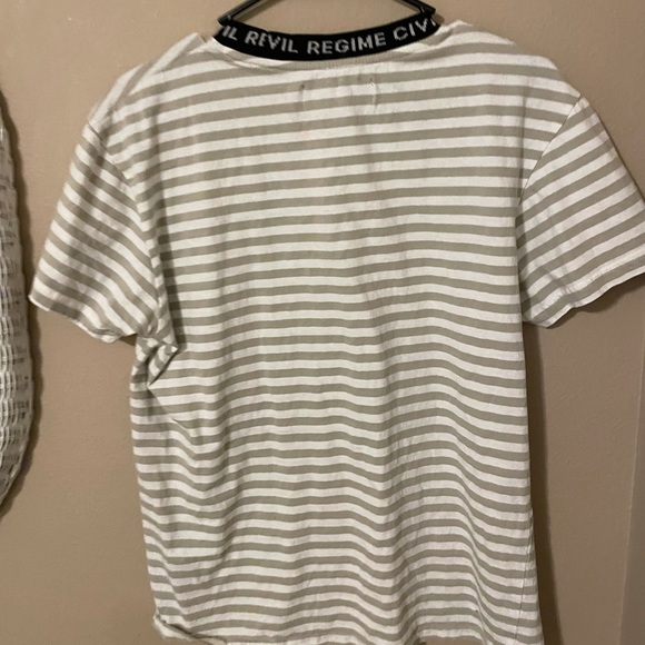 Stripped cream shirt - Picture 3 of 3